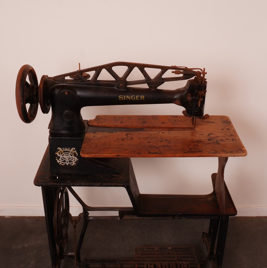 Machine à coudre cordonnier Singer