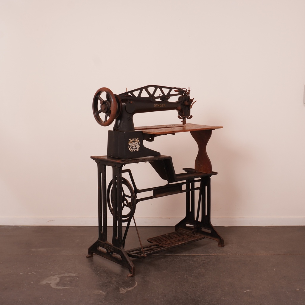 Machine à coudre cordonnier Singer