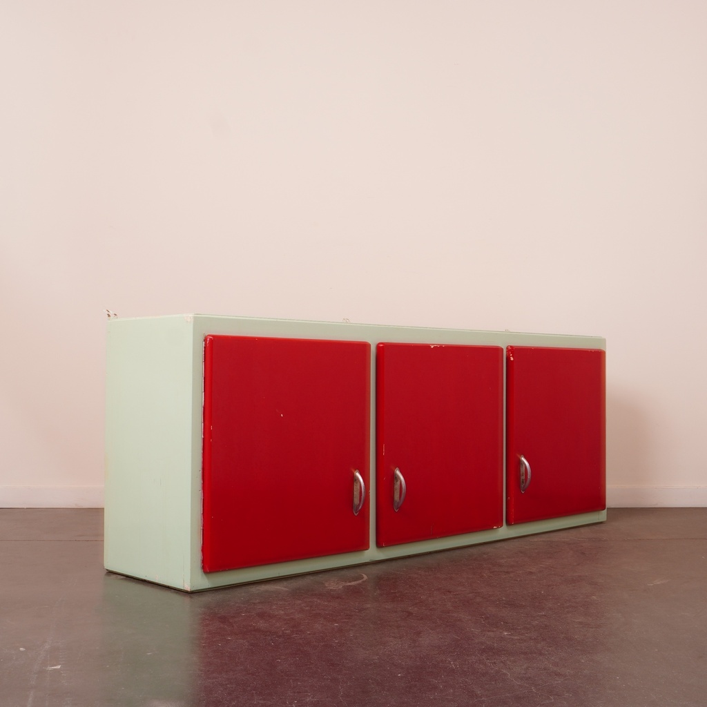 Commode murale peint