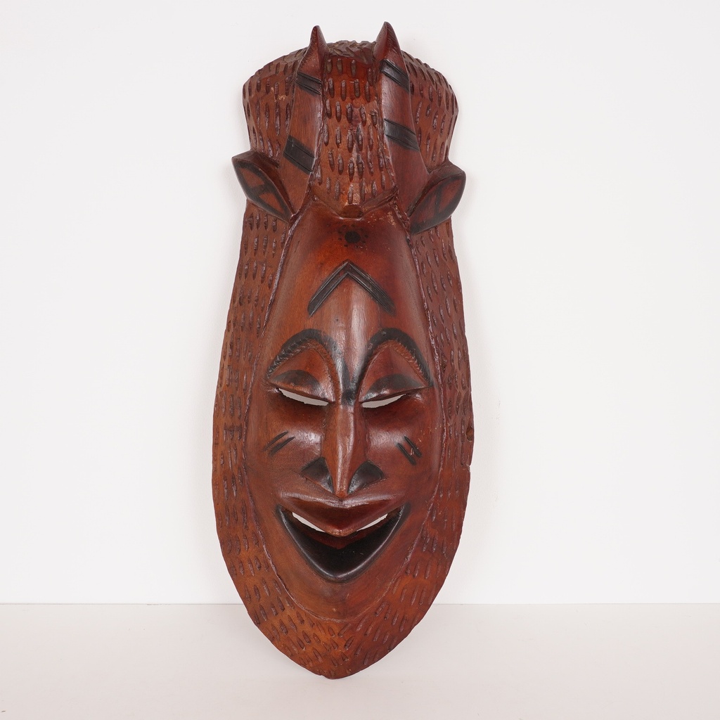 Masque africain bois sculpté