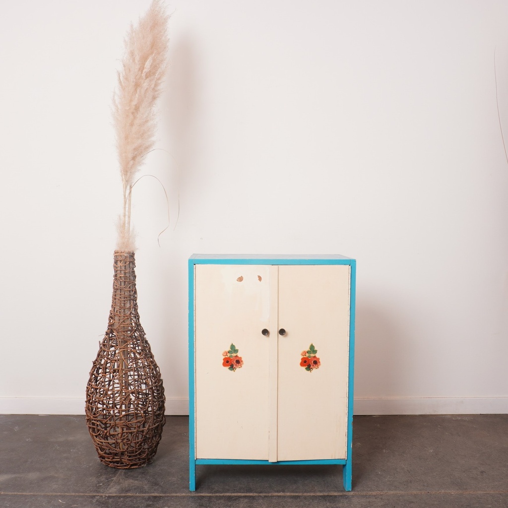 Penderie en bois poupée vintage