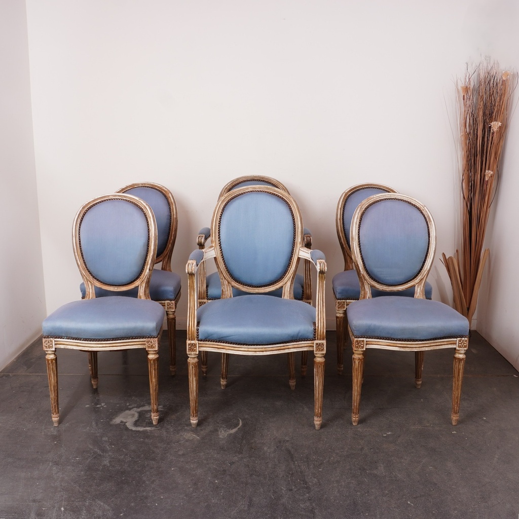 Suite de chaises/fauteuils de style