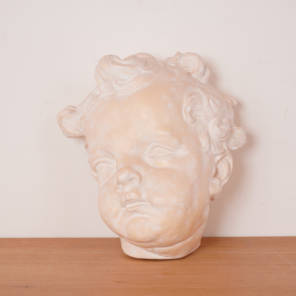 Tête d'angelot en plâtre