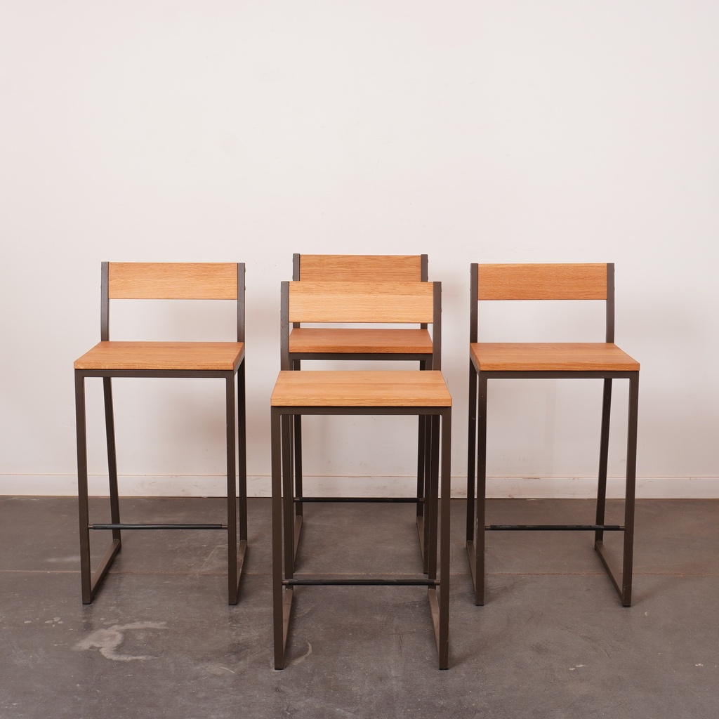 Série de 4 tabourets hauts métal/bois