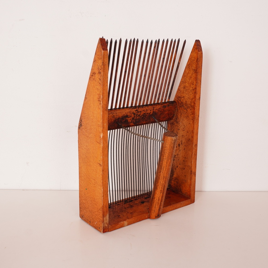 Peigne myrtilles ancien