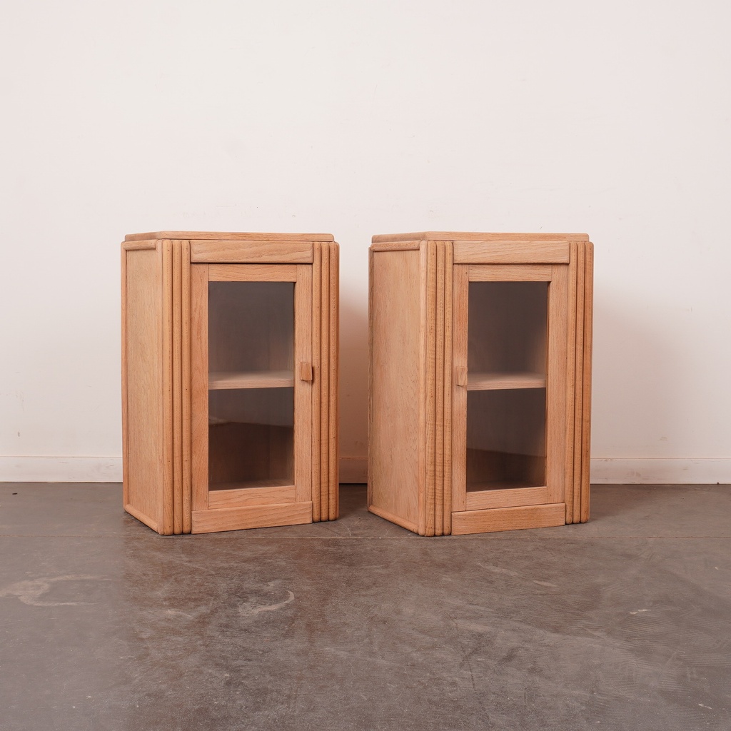 Paire de vitrines bois aérogommé