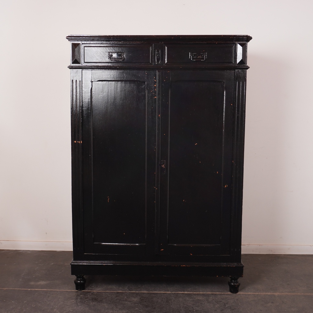 Meuble 2 portes en bois peint