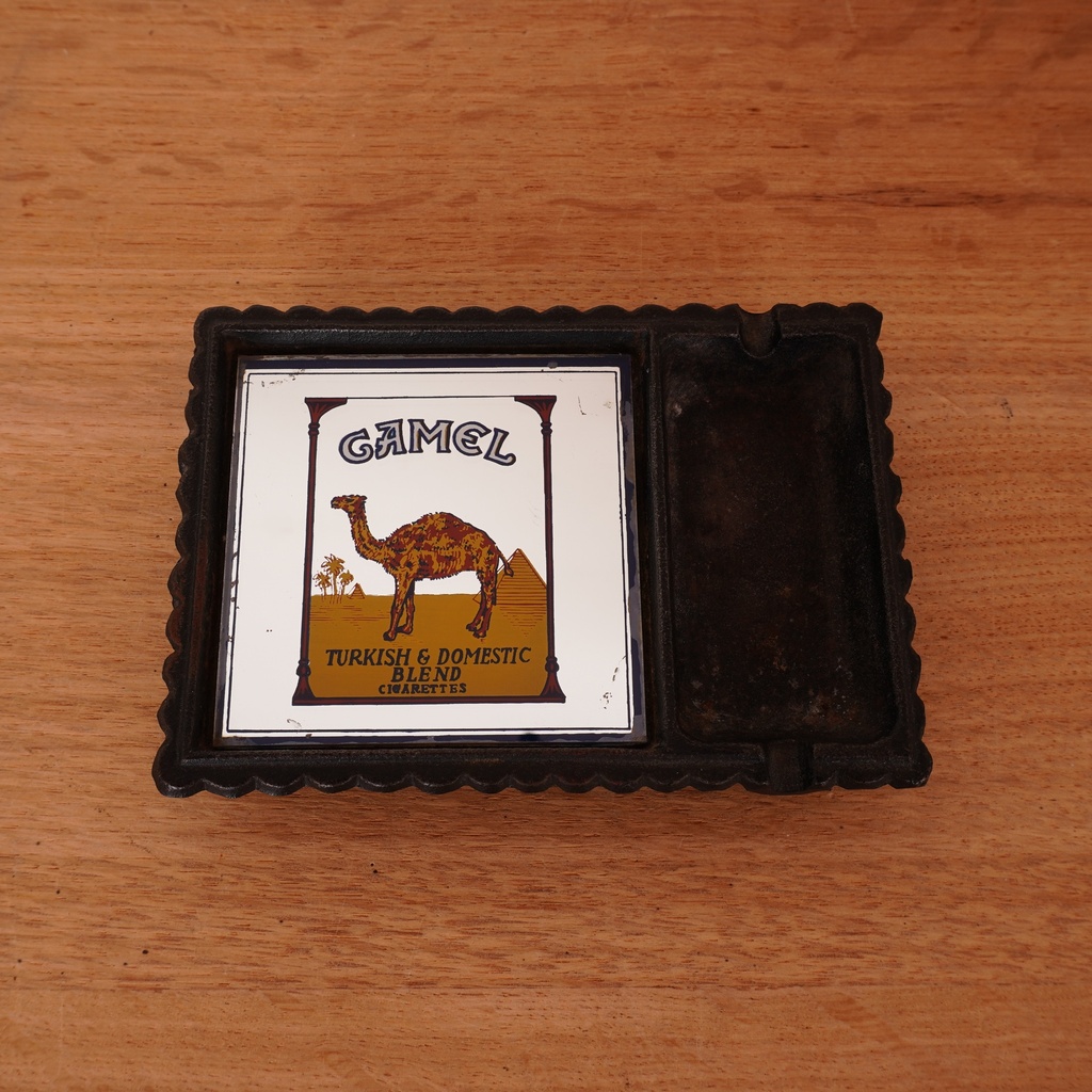 Cendrier publicitaire Camel vintage