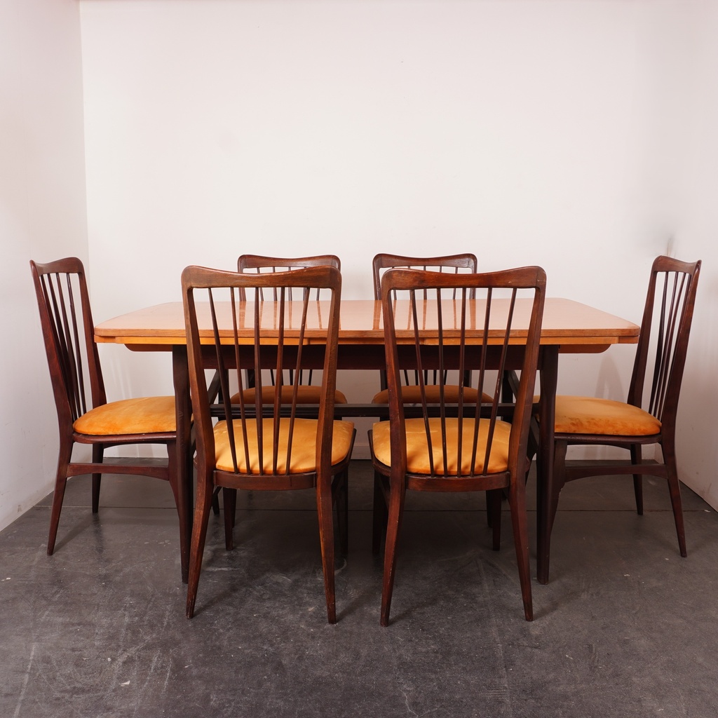 Salle à manger vintage