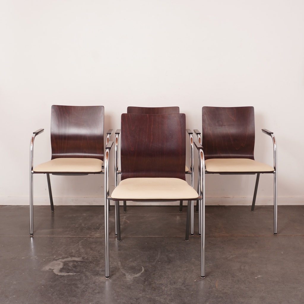 Série de 4 chaises de conférence