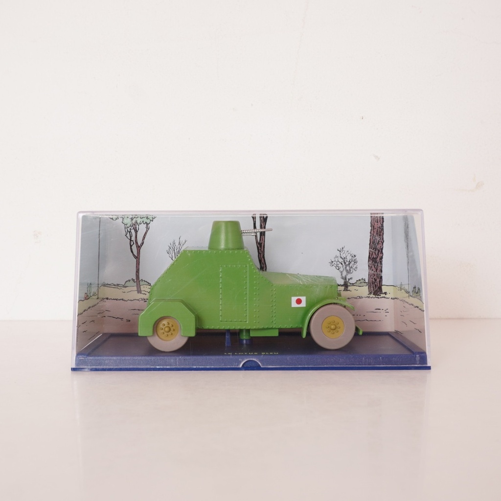Figurine TINTIN "Le lotus bleu"