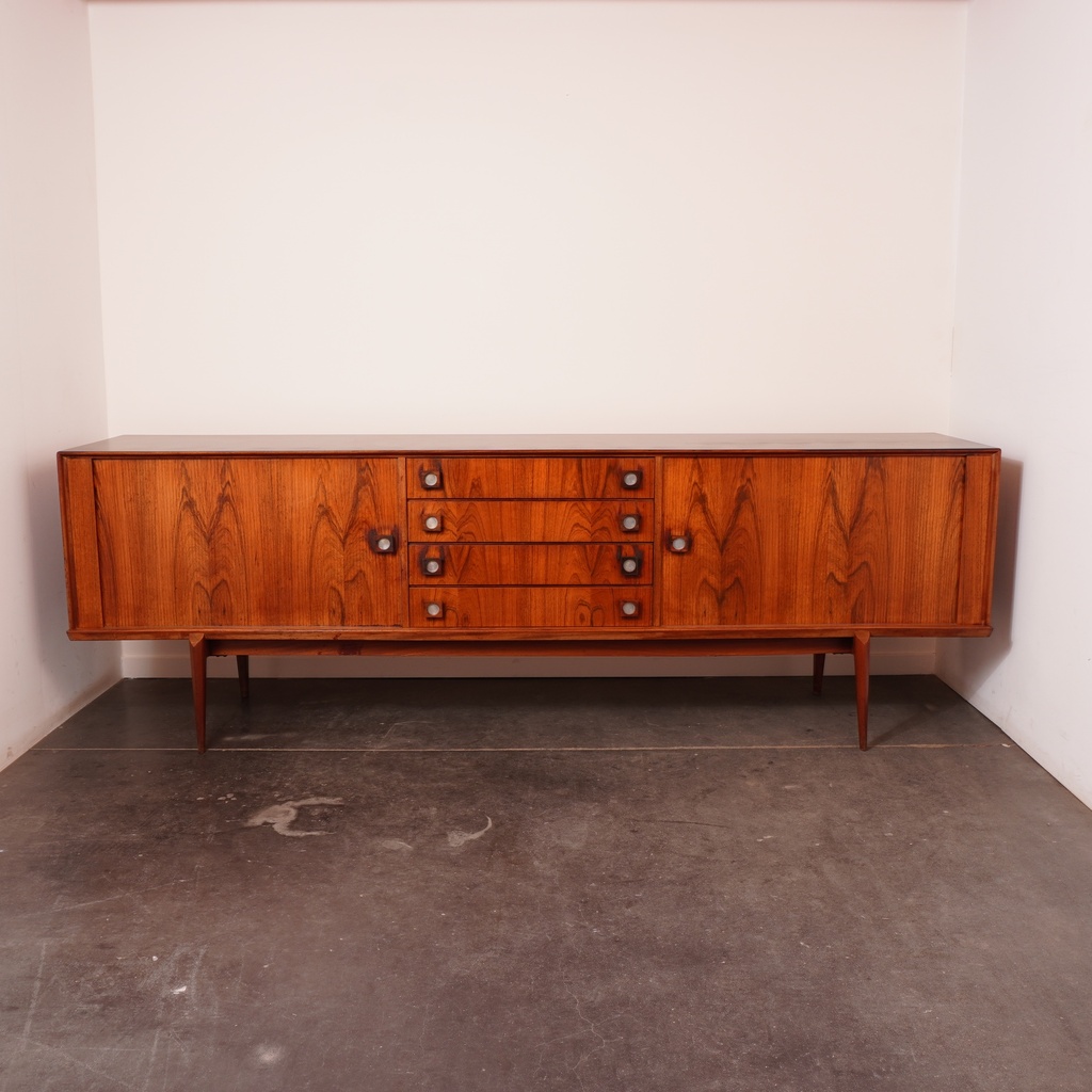 Enfilade Oswald Vermaercke & V Form