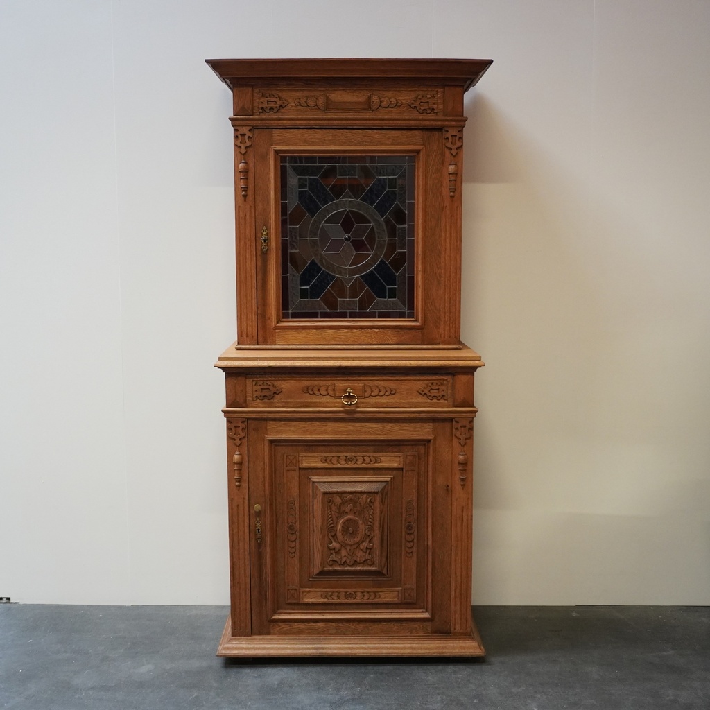 Meuble bois sculpté 