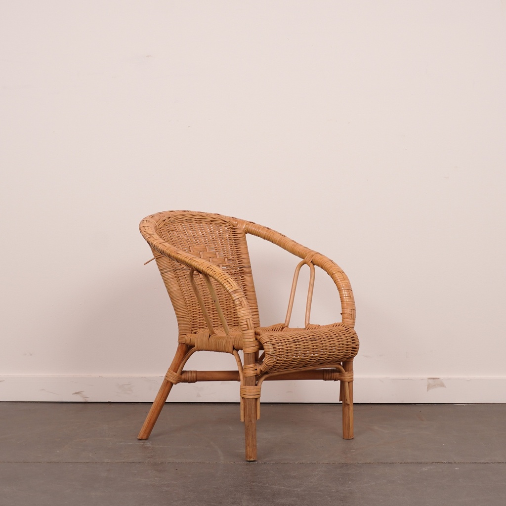 Fauteuil enfant rotin vintage