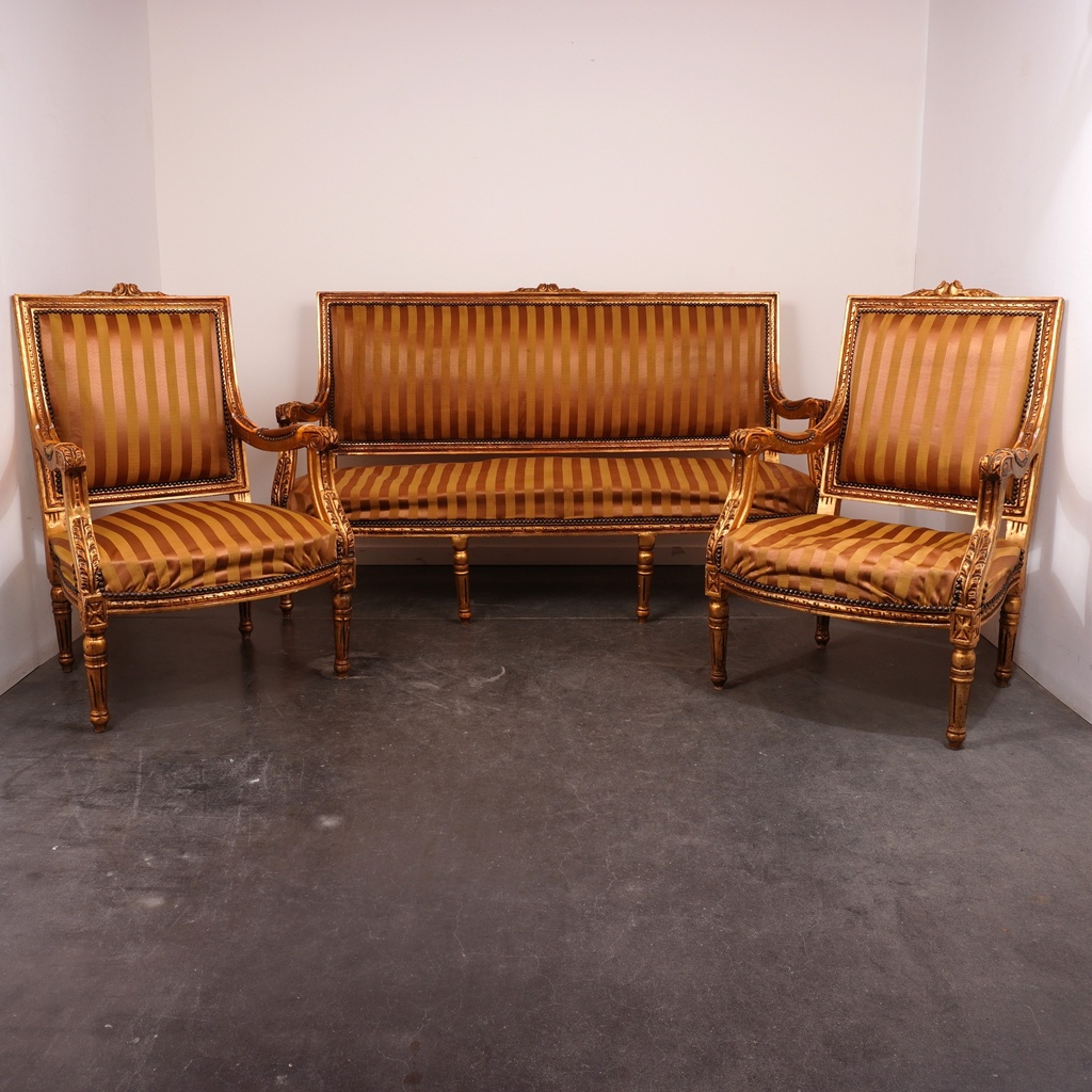 Ensemble de fauteuils/canapé Louis XVI
