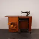 Machine à coudre ancienne BURY