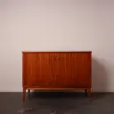 Meuble bas en bois vintage