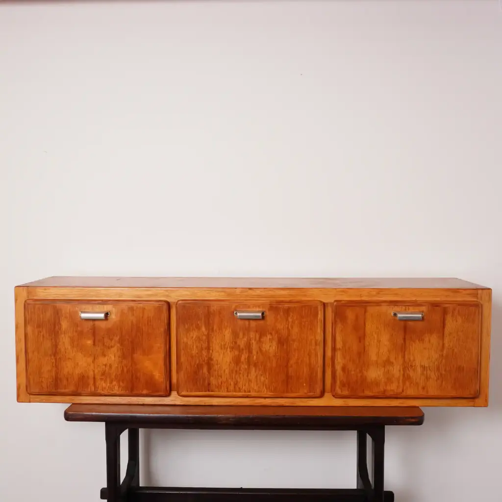 Meuble mural style Mado vintage