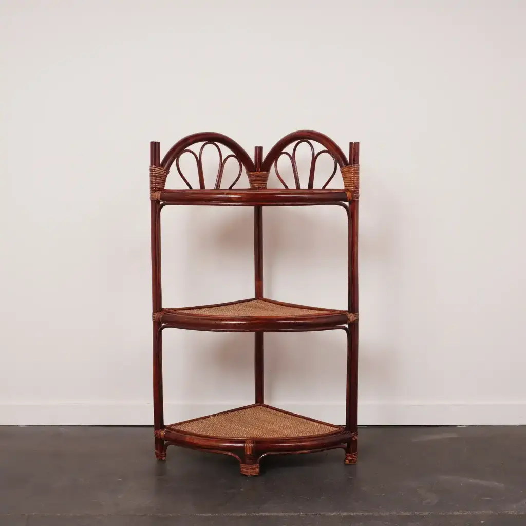 Etagère en coin bambou vintage