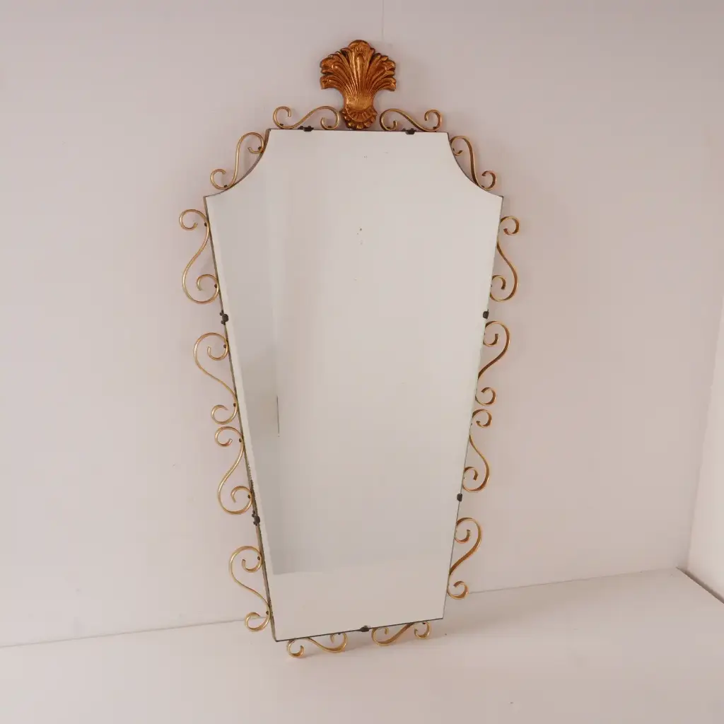 Miroir en métal doré vintage
