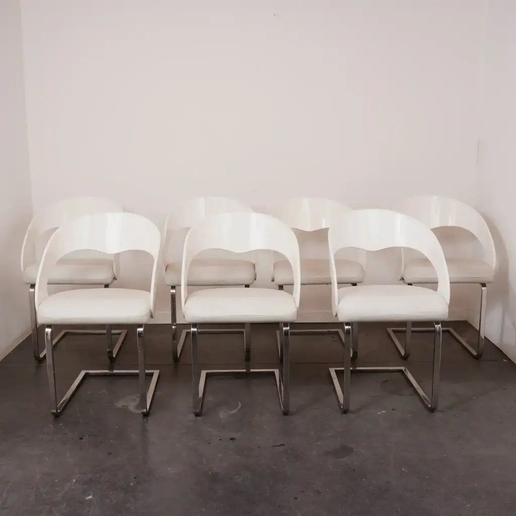 Série de 7 chaises Design CHOV 