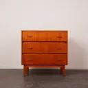 Commode en bois vintage