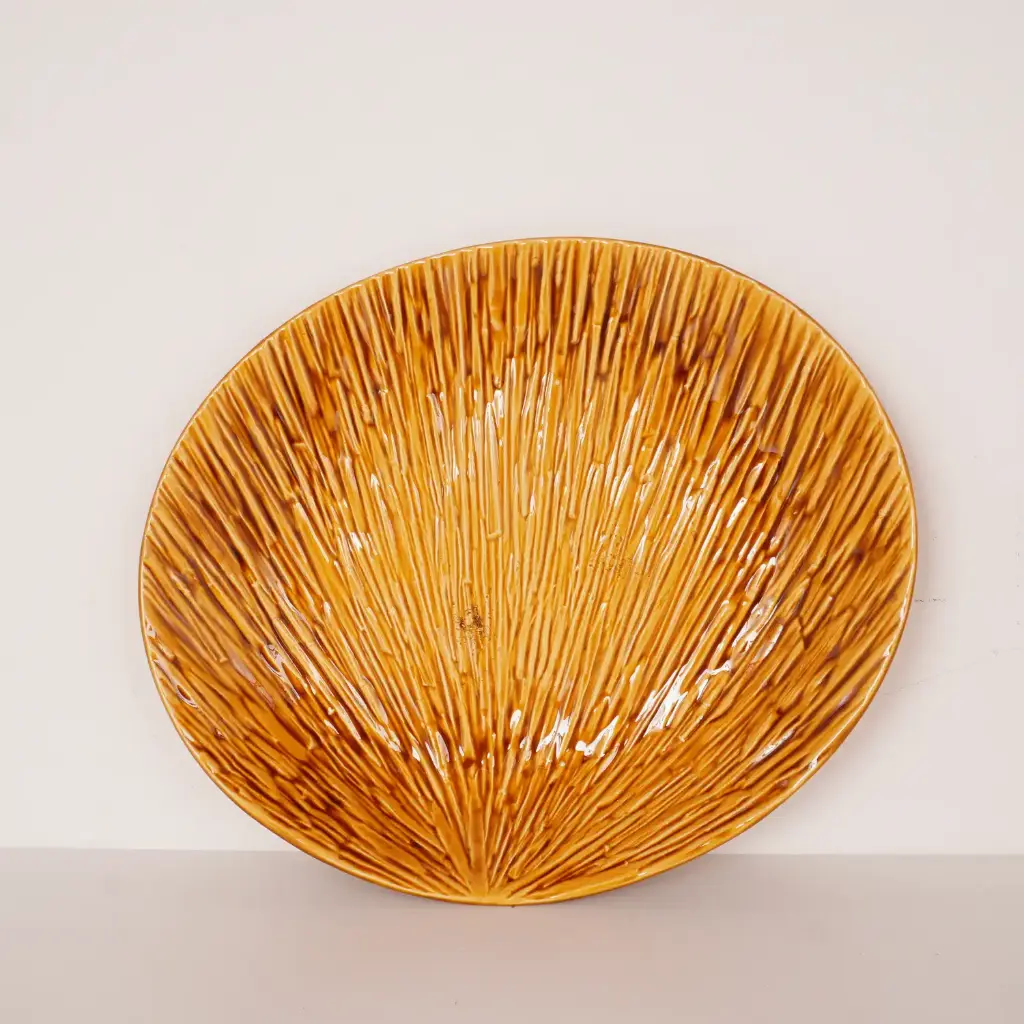Plat Boch Frères Keralux "paille" vintage