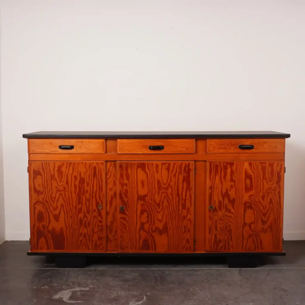 Meuble buffet bas en pin vintage