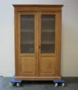 Armoire portes vitrées bois aérogommé