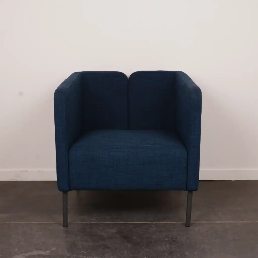 Le fauteuil EKERÖ d'IKEA vintage