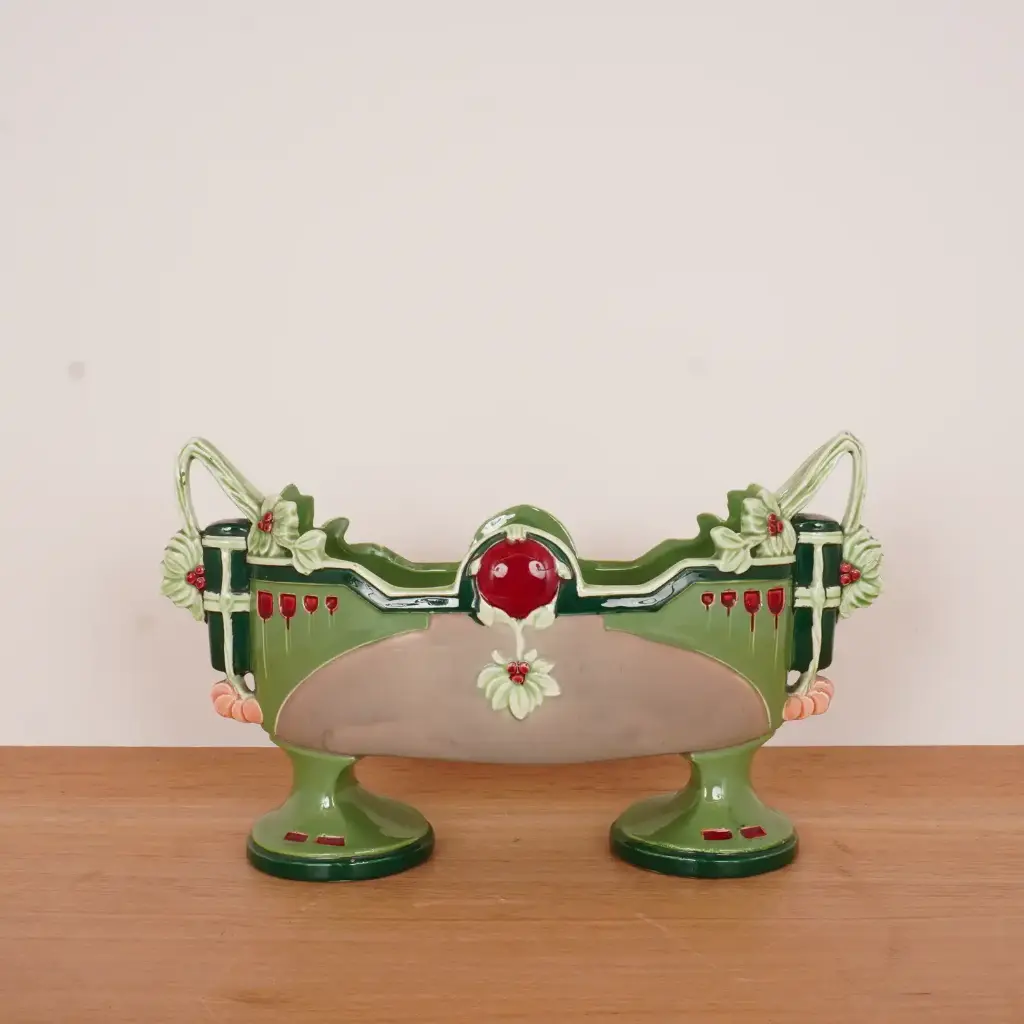 Jardinière en majolique style Art Nouveau 