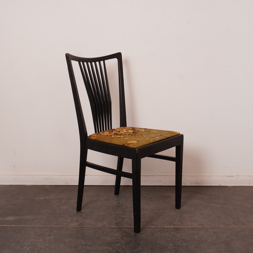 [SU2205] Chaise à barreaux vintage