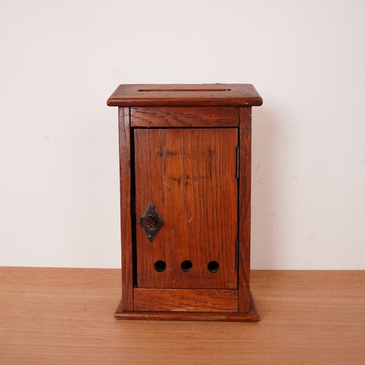 [SU2266] Boîte aux lettres en bois