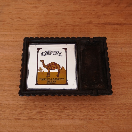 [SU2298] Cendrier publicitaire Camel vintage