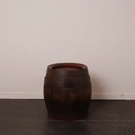 [SU2830] Petit tonneau en chêne