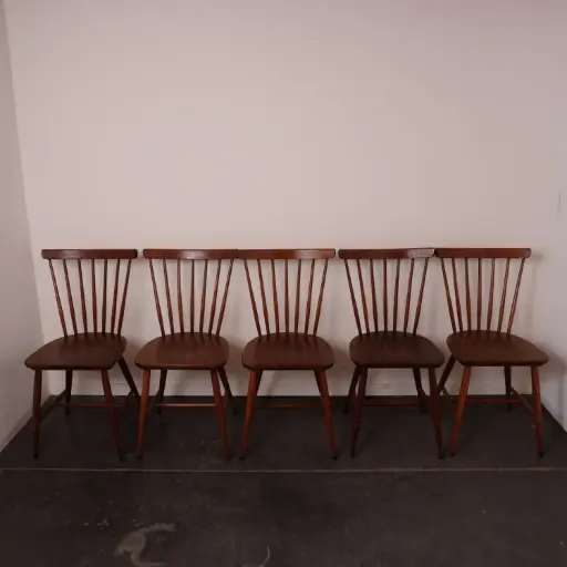 [SU2902] Série de 5 chaises en bois style Scandinave