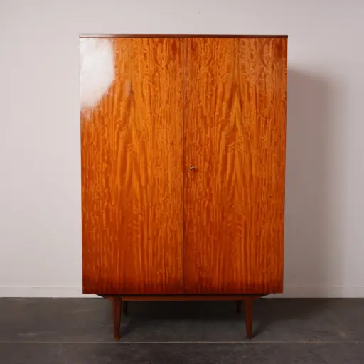 [SU3105] Armoire en bois vintage