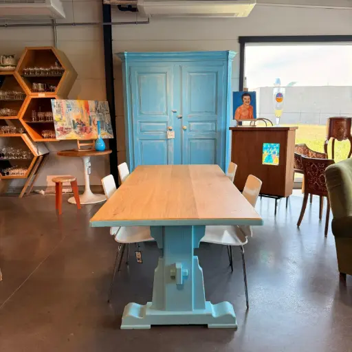 [SU3410] Table en bois massif peint