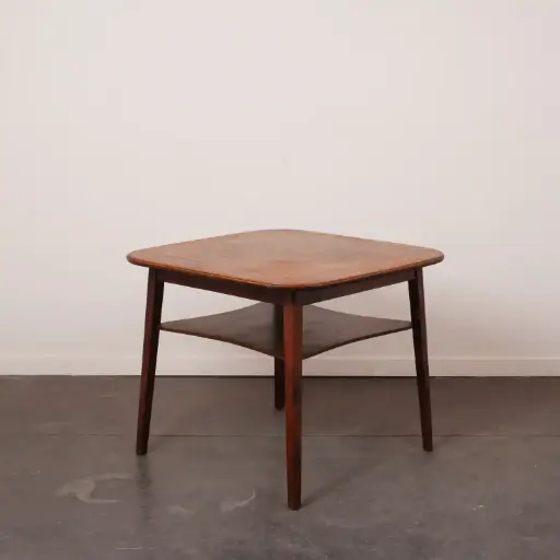 [SU3471] Table basse en noyer