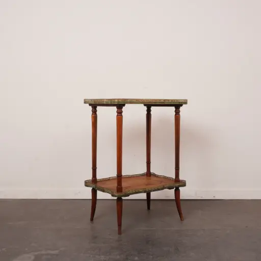 [SU3628] Table d’appoint style Art Nouveau 