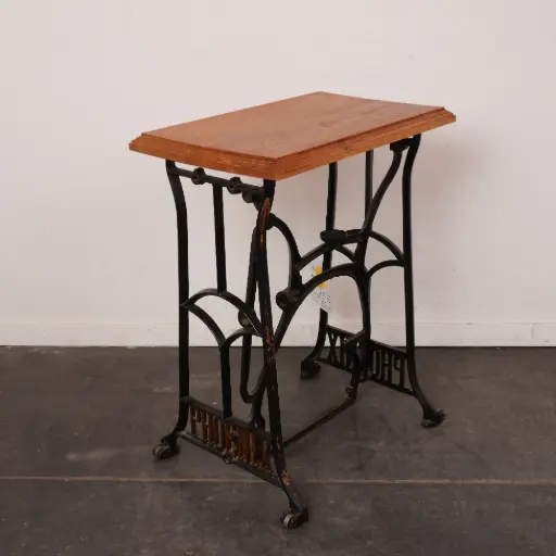 [SU3633] Table d'appoint piétement en fonte 